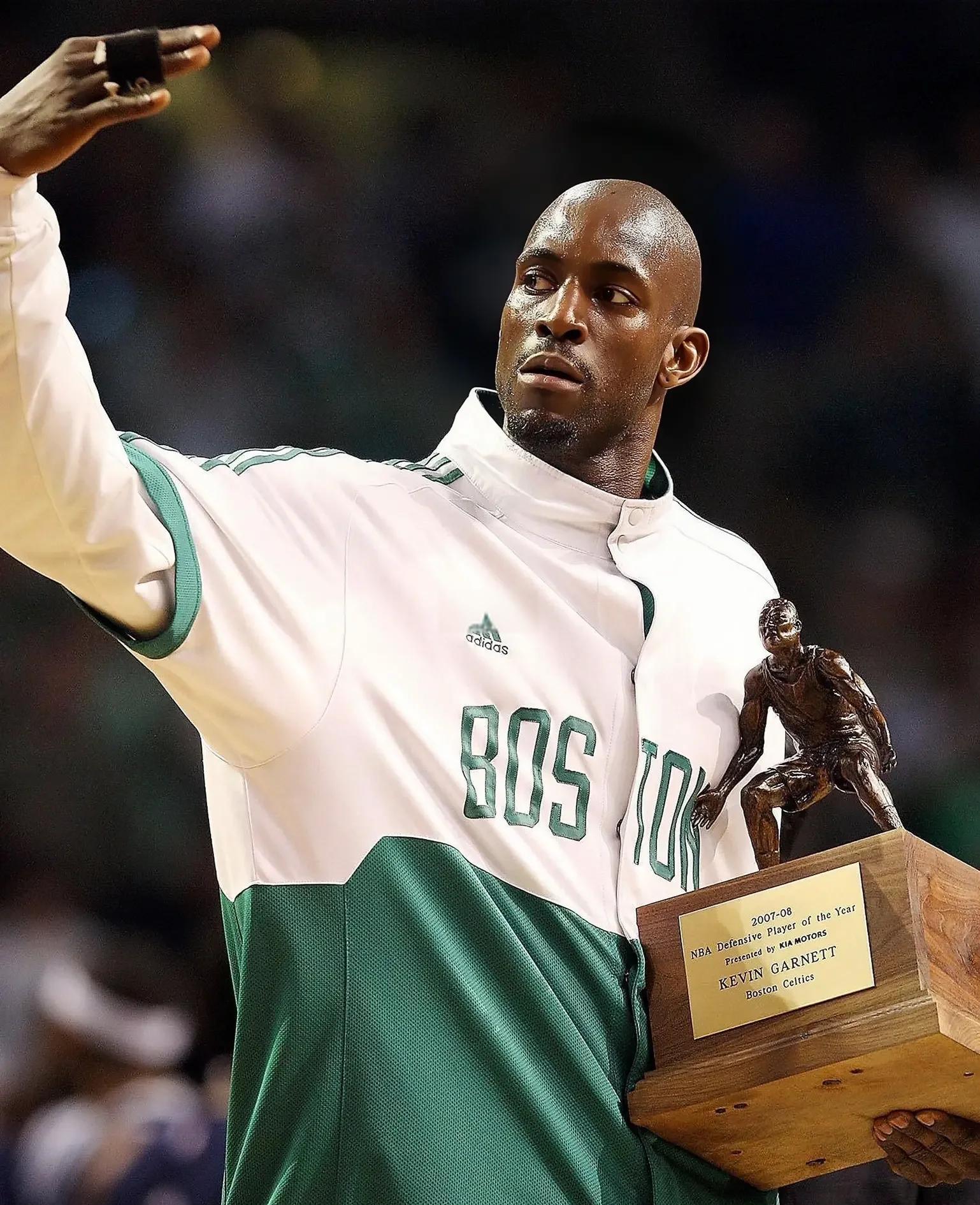 美洲球员在职业生涯中获得首座冠军 美洲球员在职业生涯中获得首座冠军