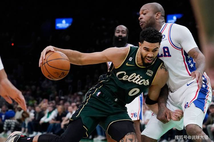 凯尔特人绝地反击意大利男篮,伦纳德送出助攻 凯尔特人绝地反击意大利男篮,伦纳德送出助攻