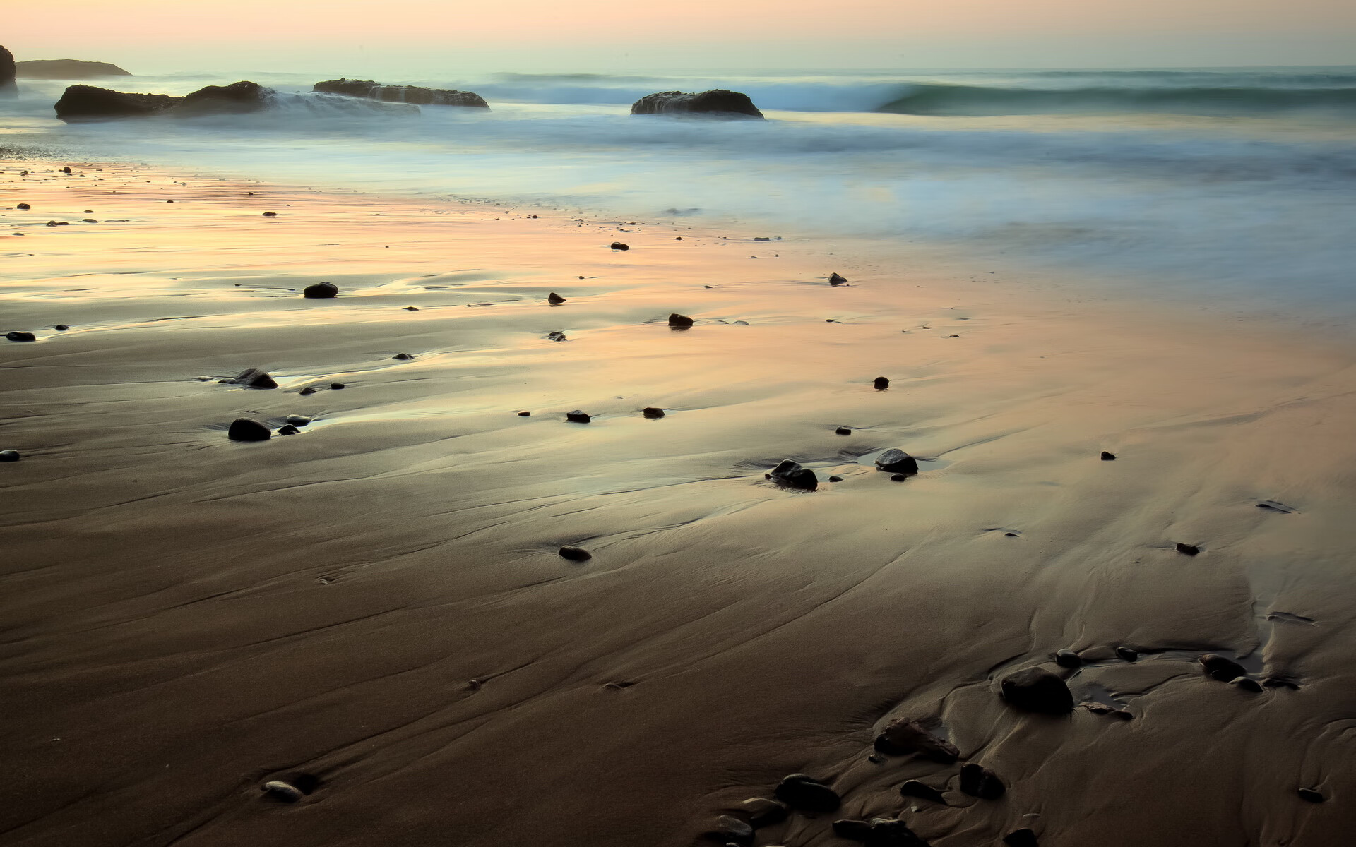 夜翼降临，锡安在F1街道赛的完美征服
